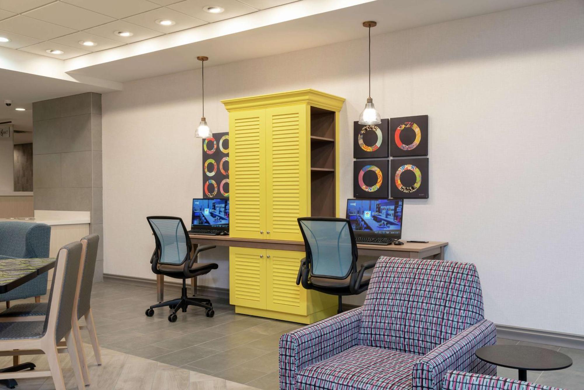 Home2 Suites By Hilton Indianapolis Airport Exteriér fotografie