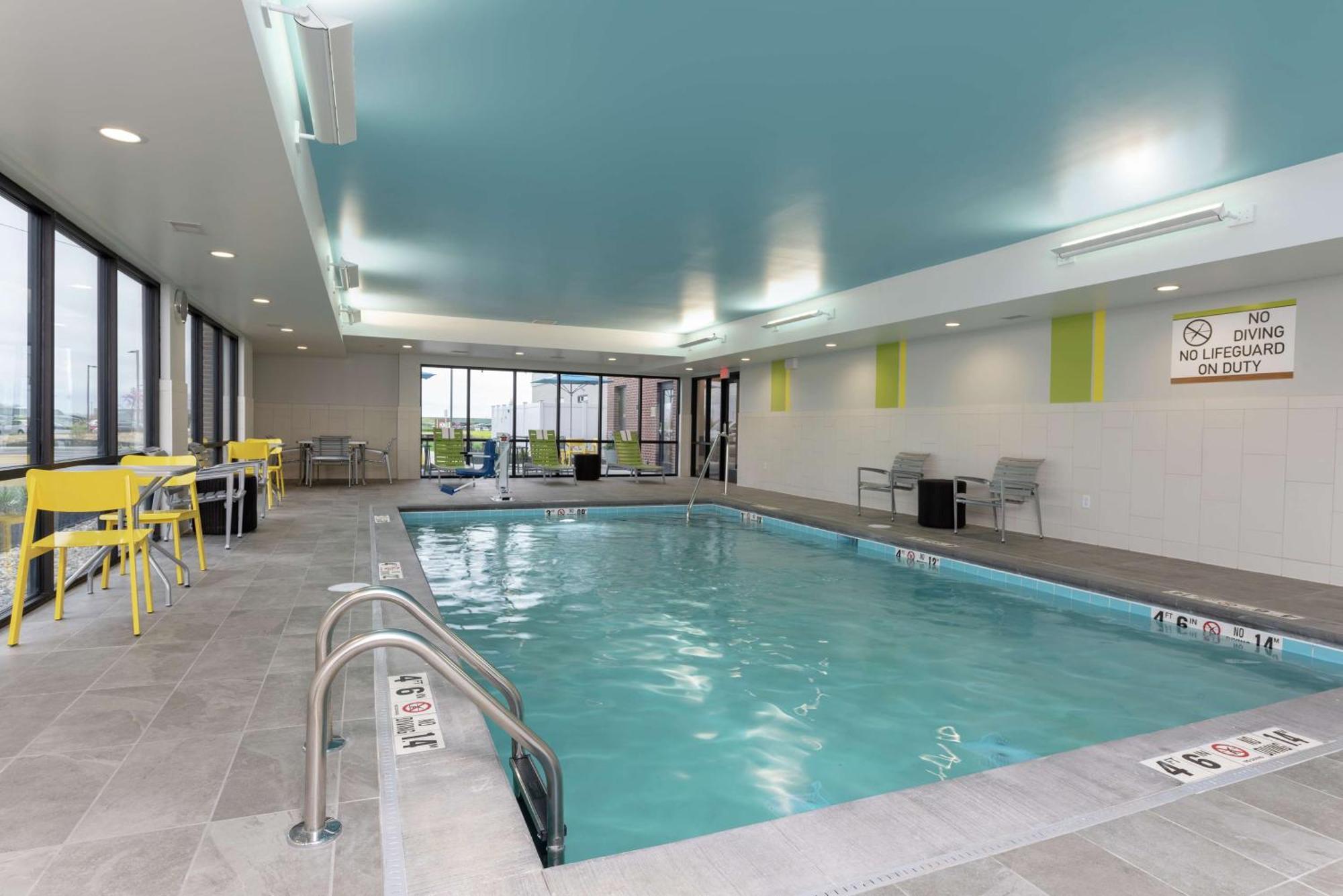Home2 Suites By Hilton Indianapolis Airport Exteriér fotografie